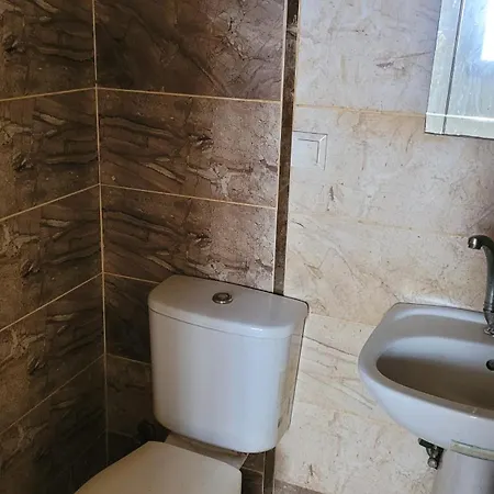 Chack Apartment Eskiomerler